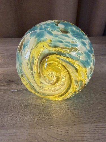 Sfera vetro soffiato - vetro, mano